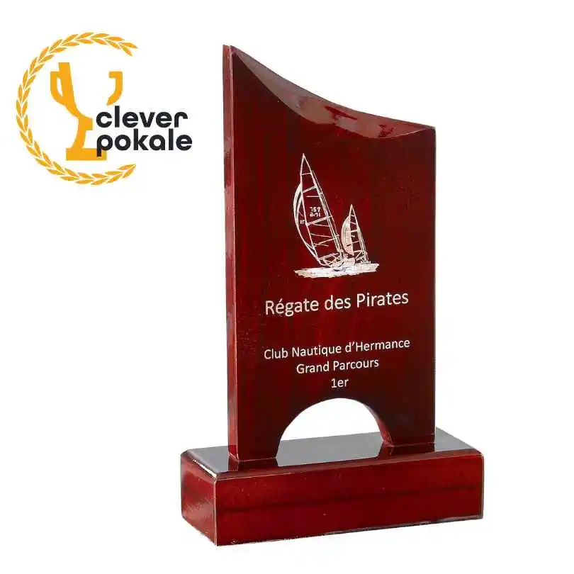 holz-trophaeen holz-trophaeen