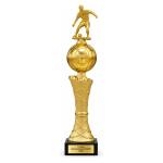 Fußball Pokal Gold mit Spielerfigur 387, 420 oder 453 mm mit Gravurschild