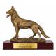 Hundesport Pokal Figur Schäferhund auf Holzsockel 170, 190 oder 212 mm mit Gravurschild