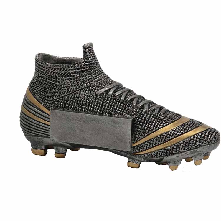 fussball-schuh-als-pokal-mit-gravur